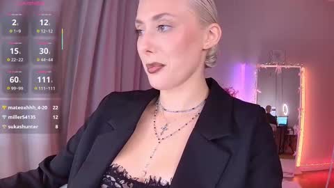 Loren Wood online show from October 15, 3:02 pm