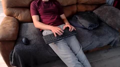 87johnny online show from March 24, 9:21 pm