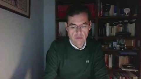 8age online show from December 25, 8:17 pm