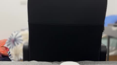 8hornyjohn8 online show from October 22, 8:43 pm