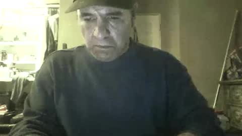 8inchthrobbincock online show from December 19, 7:26 am