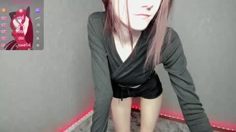 Lissa online show from April 4, 9:00 pm