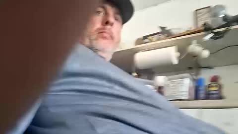 Snapshot of 9inchesnya chatting on October 19, 8:24 pm 9inchesnya online show from October 19, 8:24 pm