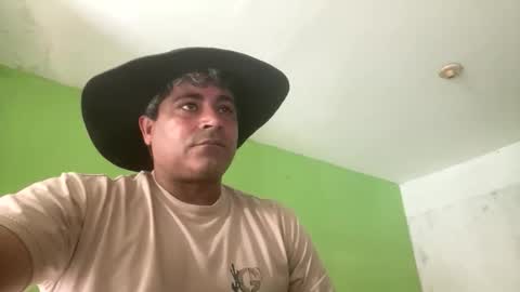 9vinhocamshow online show from April 9, 10:43 am