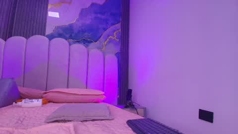  abby rouss online show from April 10, 6:30 am