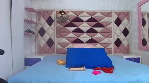  abby rouss online show from September 11, 3:08 am