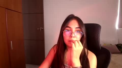 abby 3 online show from August 3, 7:53 pm