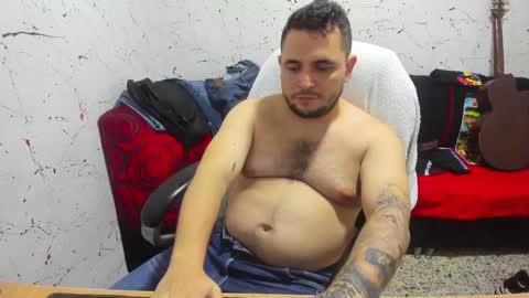 Snapshot of _ace_ventura chatting on January 20, 4:32 am     ----       online show from January 20, 4:32 am