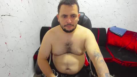 Snapshot of _ace_ventura chatting on February 28, 5:15 pm     ----       online show from February 28, 5:15 pm