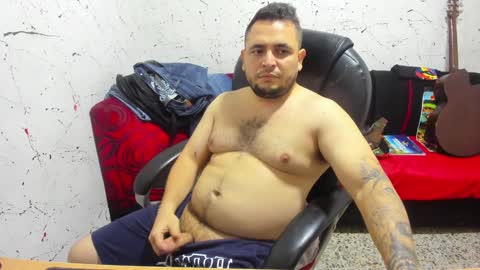 Snapshot of _ace_ventura chatting on January 19, 3:21 pm     ----       online show from January 19, 3:21 pm