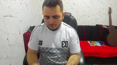 Snapshot of _ace_ventura chatting on January 20, 7:04 pm     ----       online show from January 20, 7:04 pm