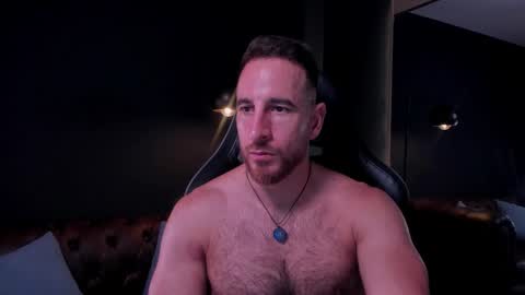 _adamcoper_ online show from October 28, 11:06 pm