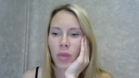 Snapshot of _alex1819 chatting on October 3, 7:55 pm _alex1819 online show from October 3, 7:55 pm