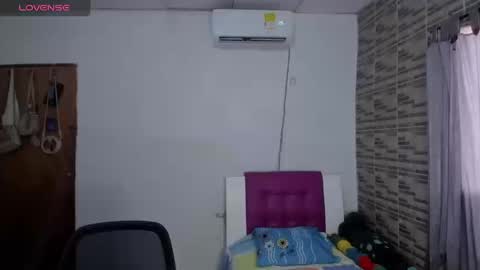 AMELIA  online show from March 13, 1:58 pm