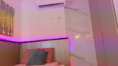 ANAIS online show from June 20, 8:37 pm