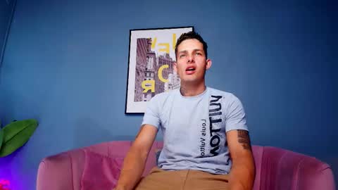 Angel Rivera online show from February 18, 1:38 am