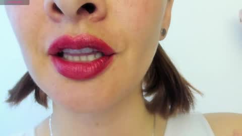 antonia online show from April 14, 3:04 pm