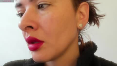 antonia online show from April 13, 2:54 pm