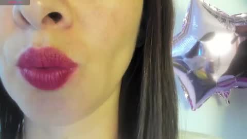 antonia online show from June 9, 7:57 pm