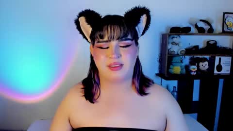 Snapshot of _atalaya_ chatting on February 23, 11:33 am independent model atalaya online show from February 23, 11:33 am