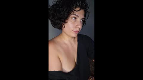 Snapshot of _atenea_golden chatting on February 21, 12:49 am atenea online show from February 21, 12:49 am
