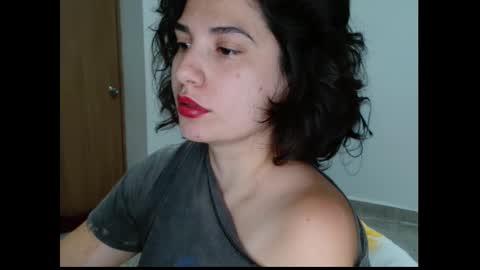 Snapshot of _atenea_golden chatting on September 27, 8:01 am atenea online show from September 27, 8:01 am