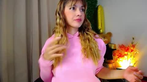 _babieswink online show from January 14, 7:05 am