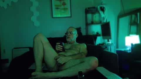 Chupa Bear online show from January 19, 9:52 am