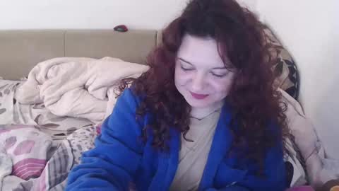 Snapshot of _bella_28 chatting on January 23, 10:22 am em online show from January 23, 10:22 am
