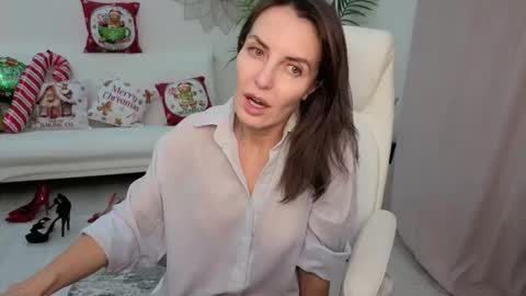 Beylly online show from December 4, 5:56 pm