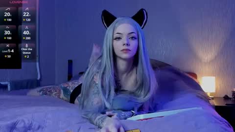Snapshot of _black_fox__ chatting on February 28, 11:23 pm Olivia Subscribe to my Fansly - online show from February 28, 11:23 pm