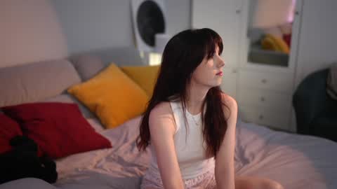 Lili online show from November 11, 11:34 am