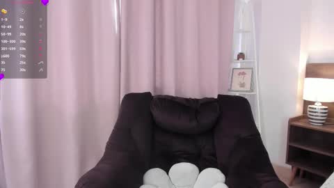 Mary online show from February 20, 1:35 pm