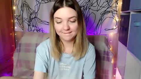 Elizabeth online show from July 5, 11:34 pm