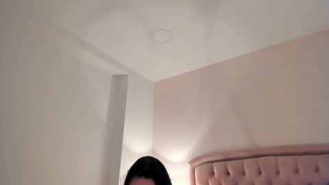 cailyn  online show from October 12, 9:05 pm