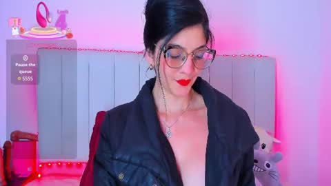 Carolina  online show from June 12, 7:46 pm