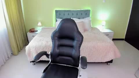Charlote online show from July 10, 3:28 pm