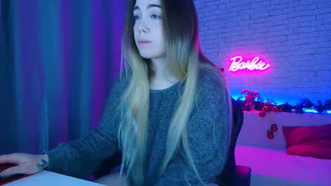 Nica online show from January 6, 5:00 am