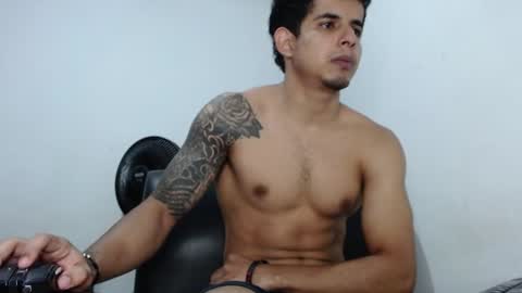  crissgex  online show from July 28, 2:09 am