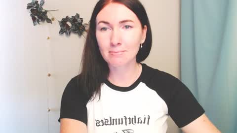_cutie_and_shy_ online show from August 3, 6:59 am