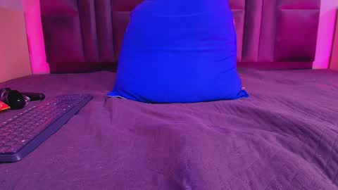 Dione online show from October 25, 8:09 pm