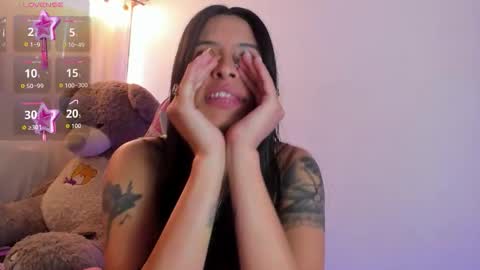 _elektrah online show from November 17, 8:33 pm