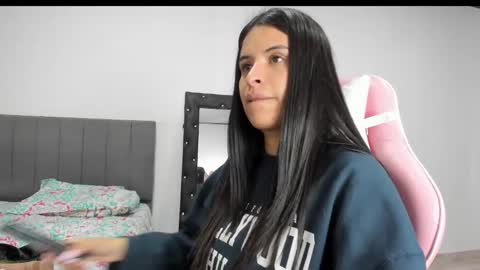 Snapshot of _elektrah chatting on February 26, 10:47 pm _elektrah online show from February 26, 10:47 pm