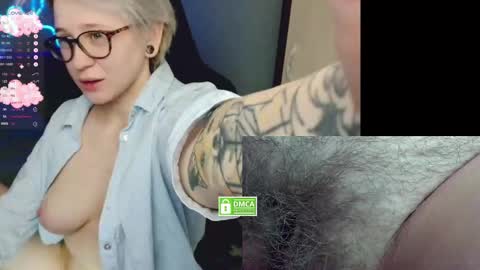 chloue and Gretta online show from December 5, 7:44 pm