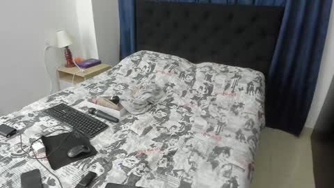 Emma online show from December 30, 9:40 pm