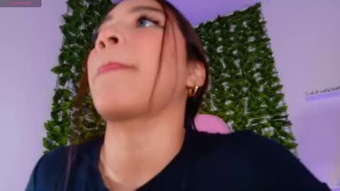 _emmacherry online show from June 17, 12:32 pm