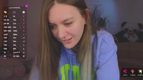 Evie online show from January 12, 8:36 am