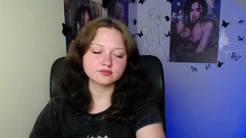 Alice online show from July 6, 6:10 pm