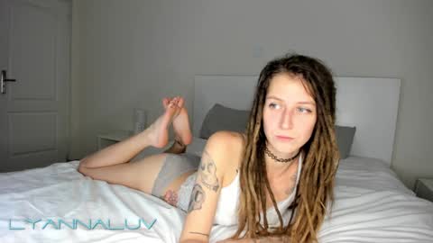 Lyanna and Derek online show from January 10, 10:04 pm