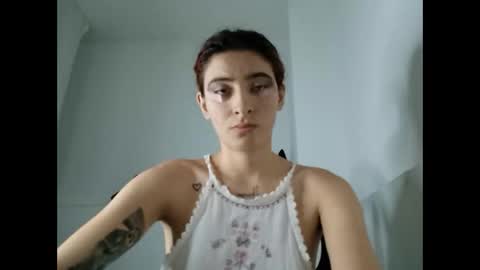 Snapshot of _genesid_dixton chatting on December 2, 8:06 pm Mia-foster online show from December 2, 8:06 pm